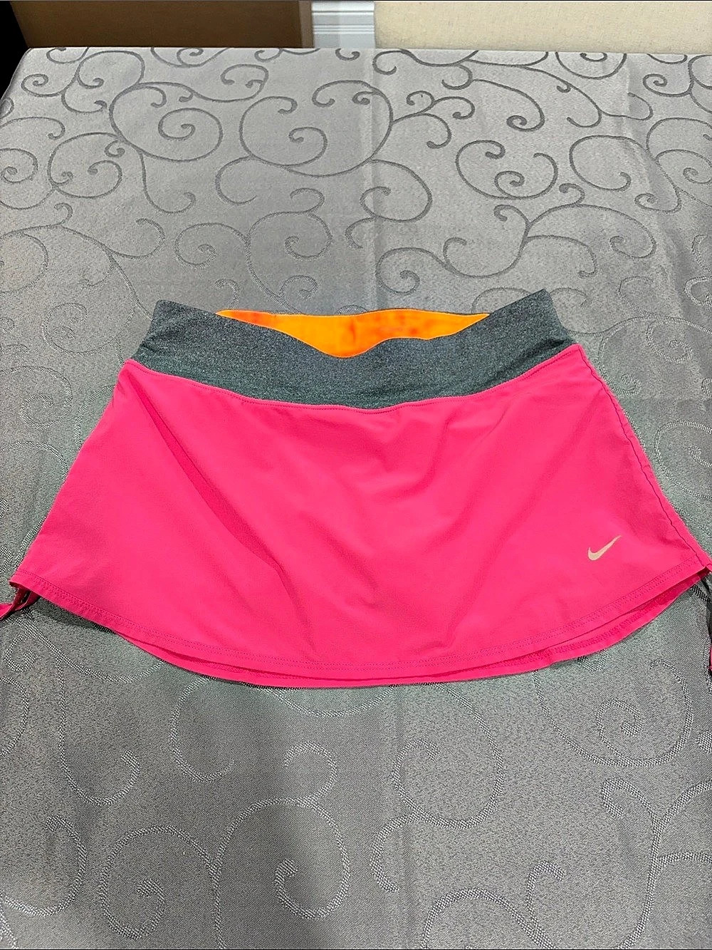 Nike Dri-FIT Skort with built-in shorts and ruched sides - Size Small